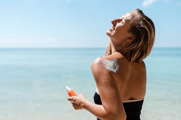 Summer Skincare: 9 Tips for Healthy and Glowing Skin – Bee Divine