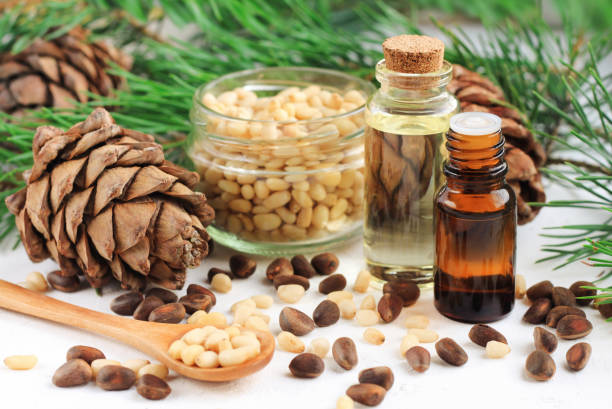 cedarwood oil skincare natural and organic Bee Divine cosmetic vegan ingredients skin benefits