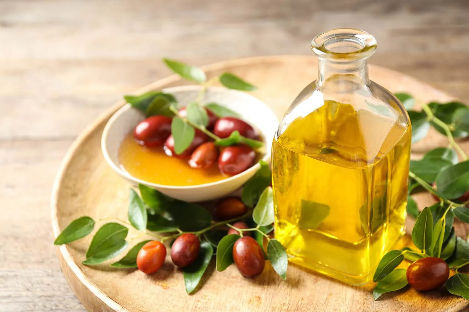 jojoba oil ingredients skin benefits bee divine natural and organic skincare cosmetic
