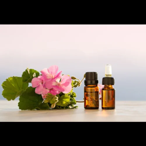 geranium bourbon oil skincare natural and organic Bee Divine cosmetic vegan ingredients skin benefits